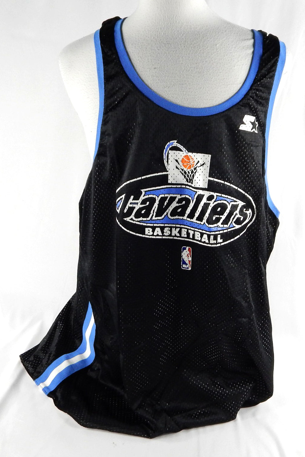 1990s Cleveland Cavaliers #17 Game Issued Black Practice Jersey 402