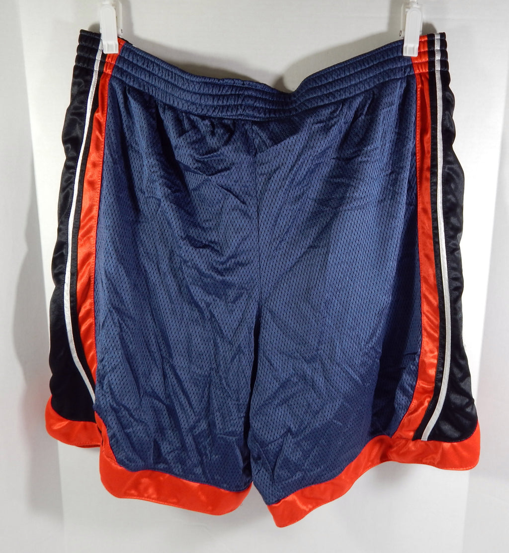 2000s Charlotte Bobcats #12 Game Used Navy Shorts 46 DP53823 Pic2