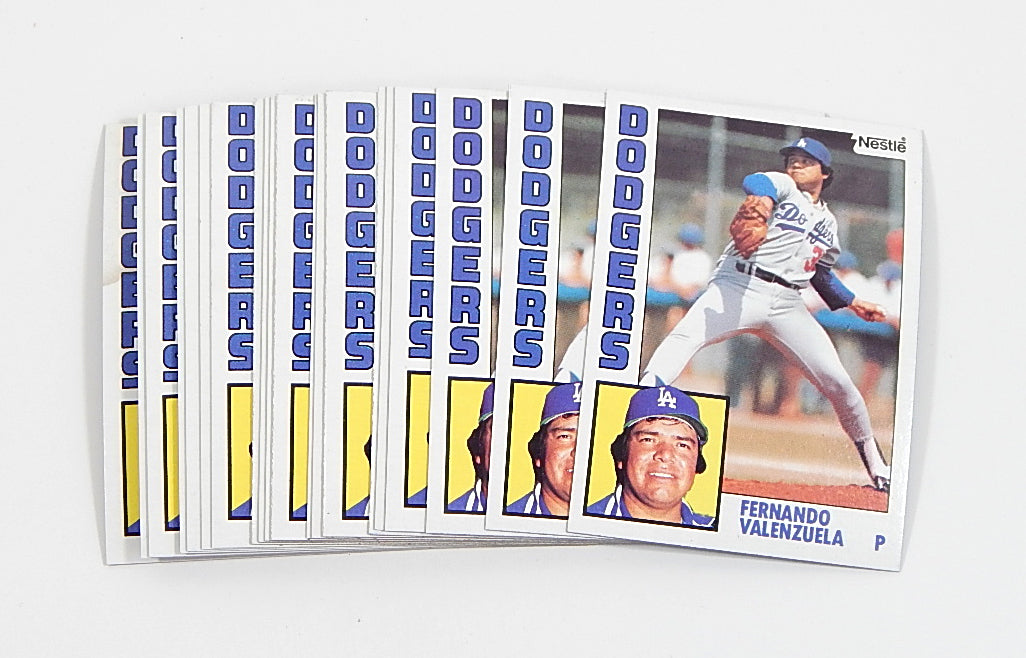 Lot of (20) 1984 Topps Nestle Fernando Valenzuela #220