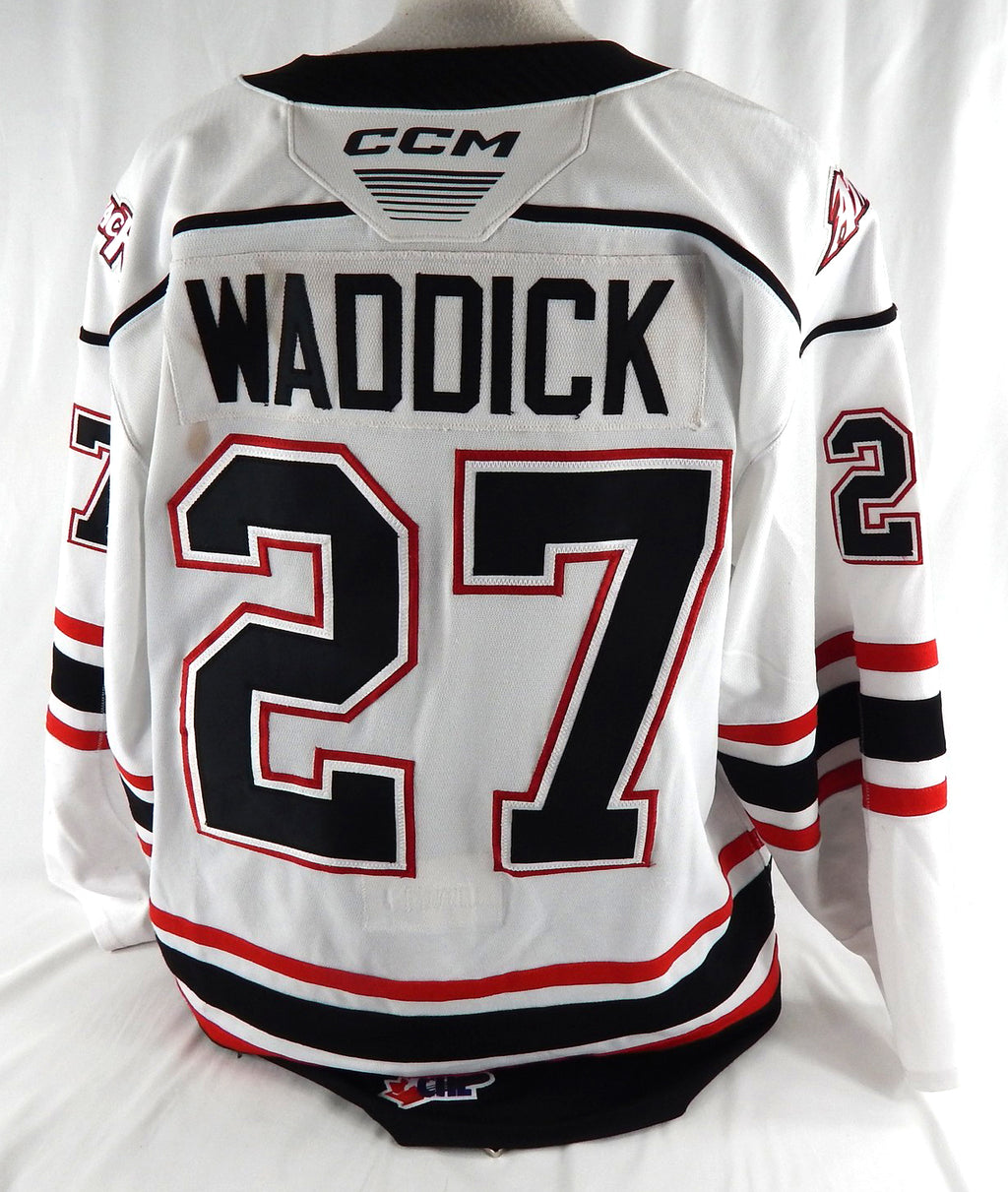 2024-25 Owen Sound Attack Declan Waddick #27 Game Used White Jersey 54 628 Pic2