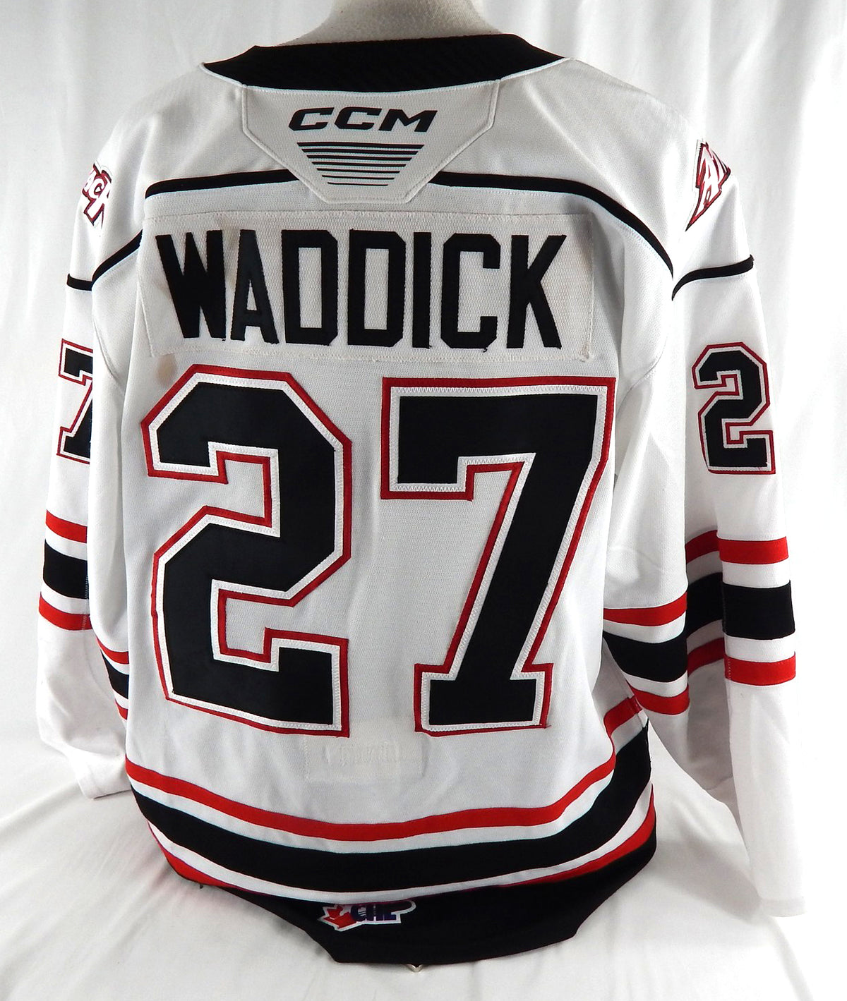 2024-25 Owen Sound Attack Declan Waddick #27 Game Used White Jersey 54 628 Pic2