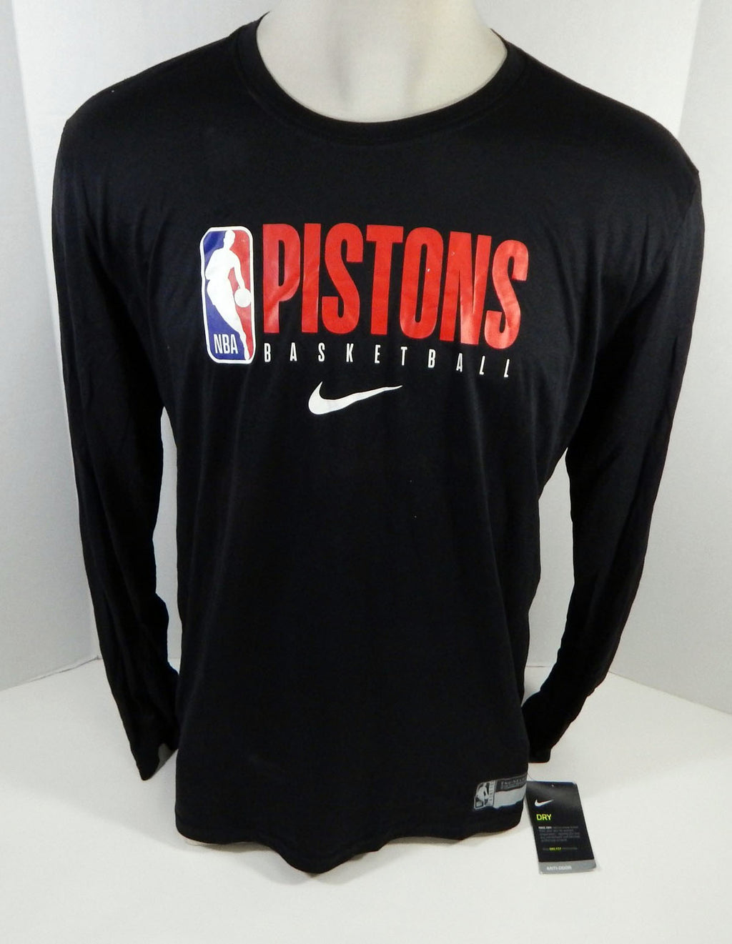 New NBA 2019-20 Detroit Pistons Team Issued Long Sleeve Black Shirt XL NWT 787S