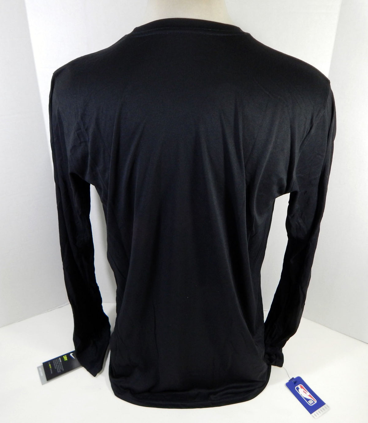 New NBA 2019-20 Detroit Pistons Team Issued Long Sleeve Black Shirt XLT NWT 789S Pic2