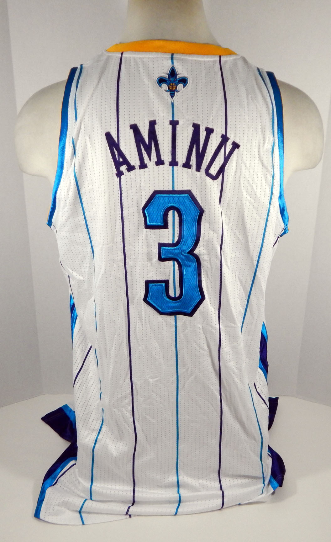 2011-12 New Orleans Hornets Al-Farouq Aminu #3 Game Issued White Jersey DP07103