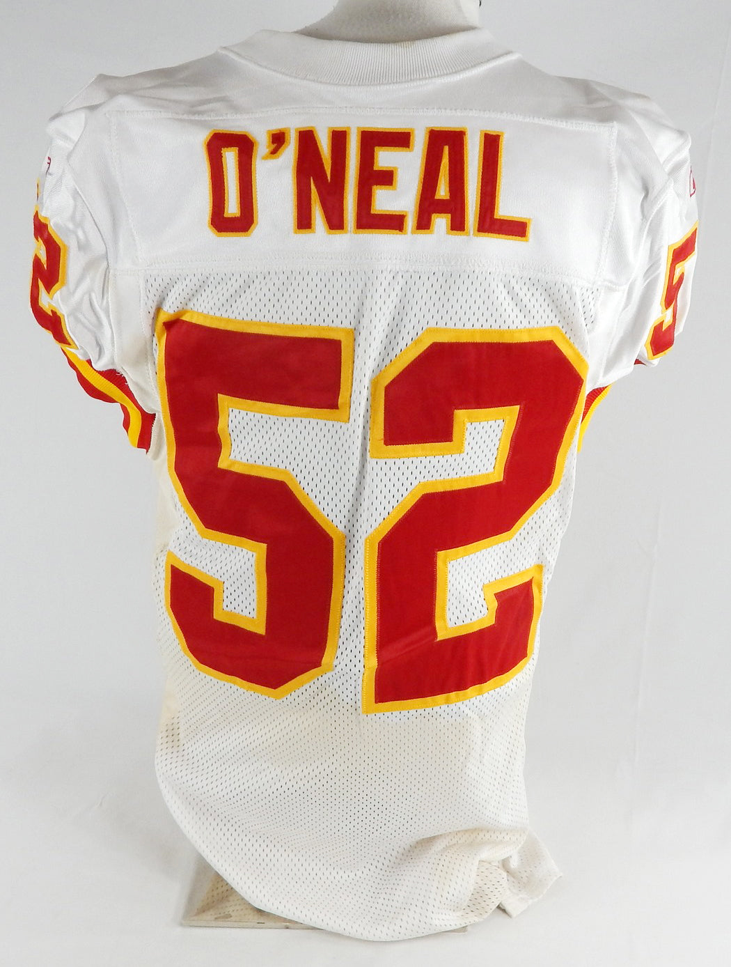2001 Kansas City Chiefs Andre O'Neal #52 Game Issued White Jersey 46 116 Pic2