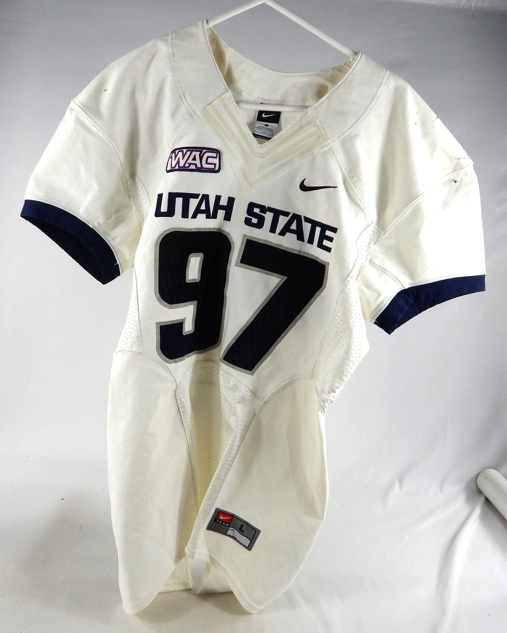 2012 Utah State Aggies #97 Game Used White Jersey Name Plate Removed L 052