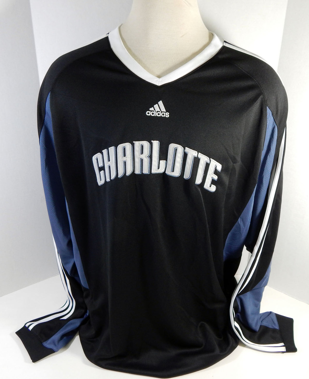 2008-09 Charlotte Bobcats Game Issued Black S Shirt 3XL 834