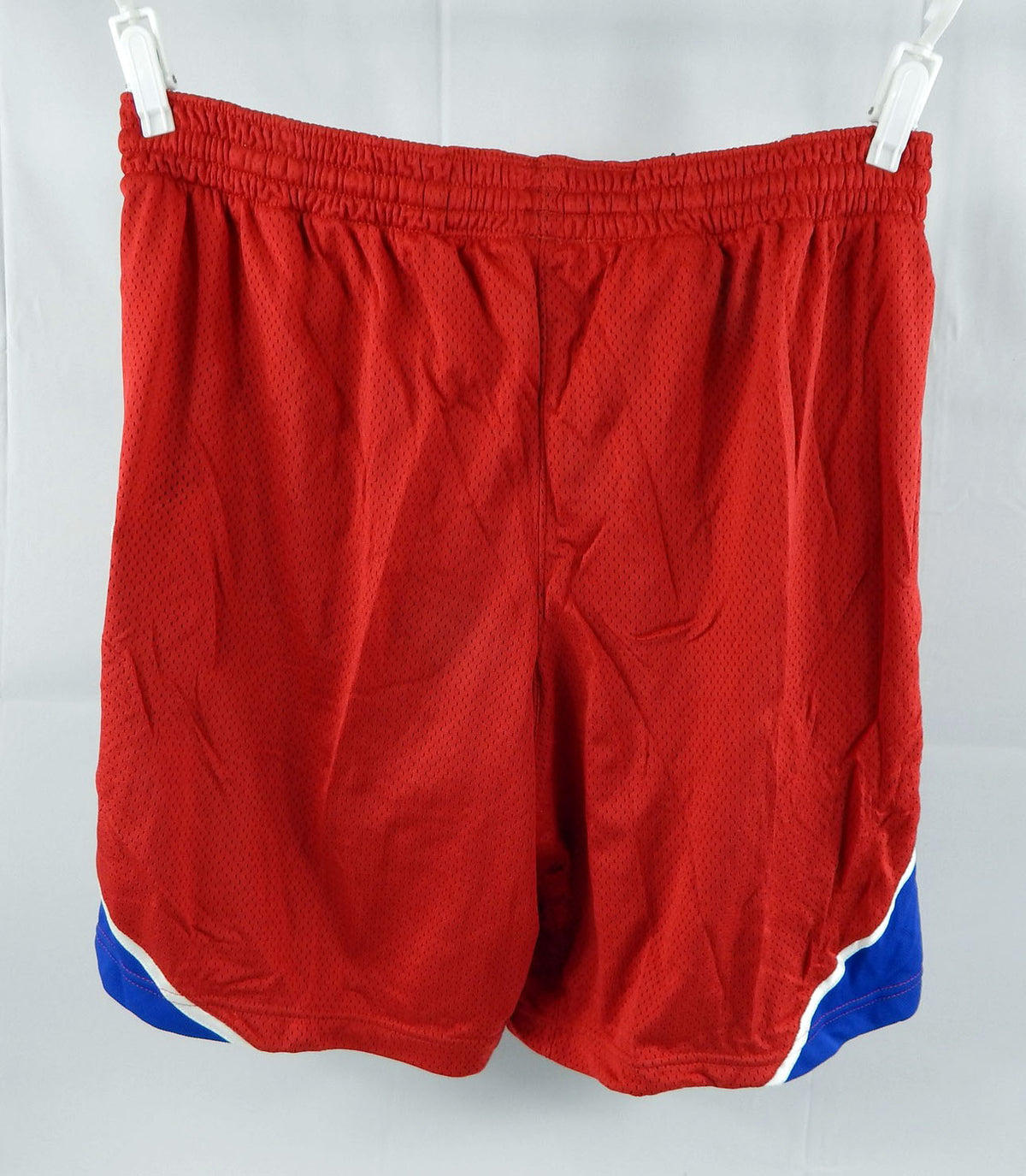2006-09 Philadelphia 76ers Game Issued Red Shorts 42 226 Pic2