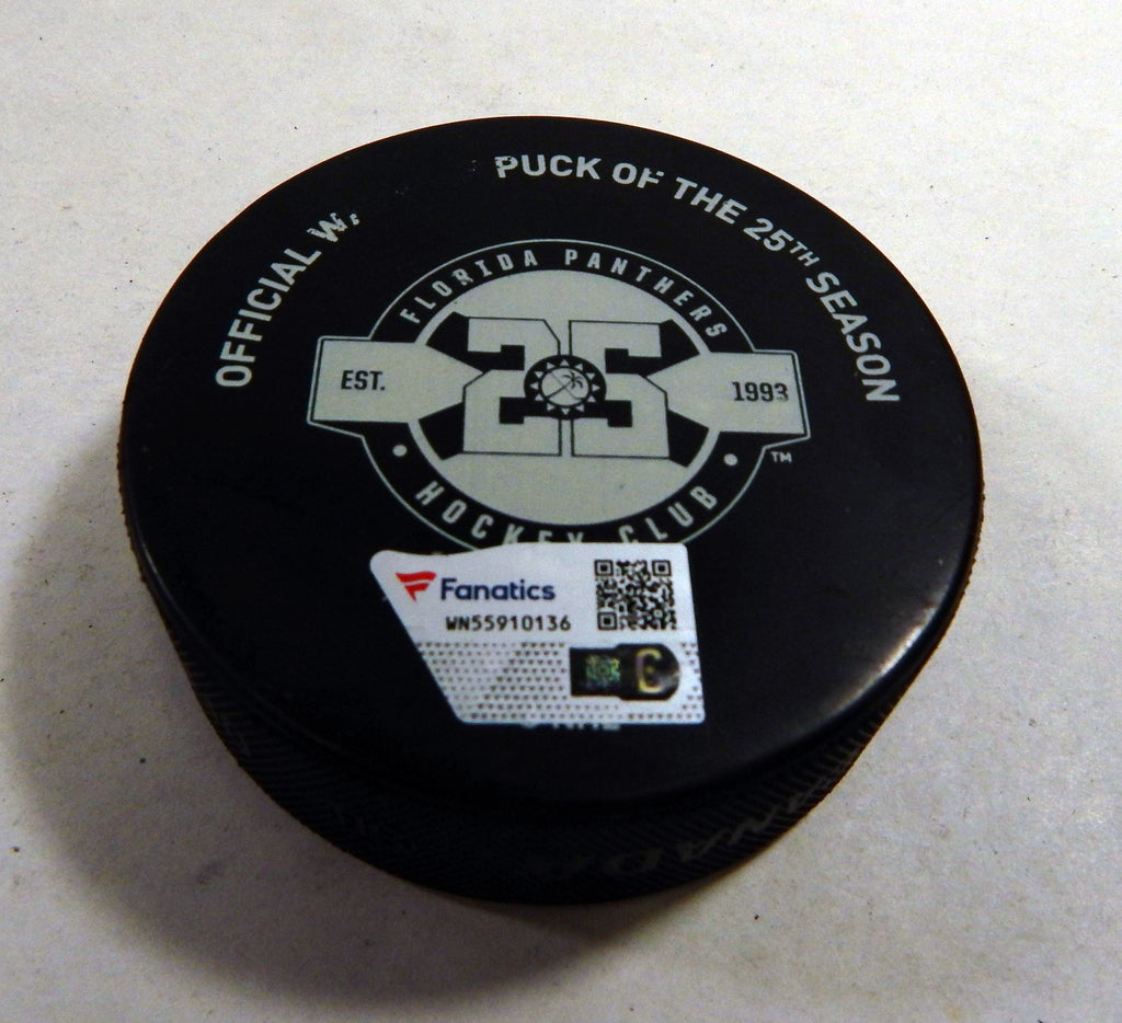 Florida Panthers Vs Carolina Hurricanes Game Used Black Warm Up Puck DP61325 Pic2