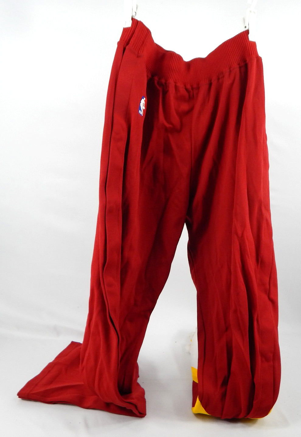 1989-90 Atlanta Hawks Game Issued Red Warm Up Pants 36 603