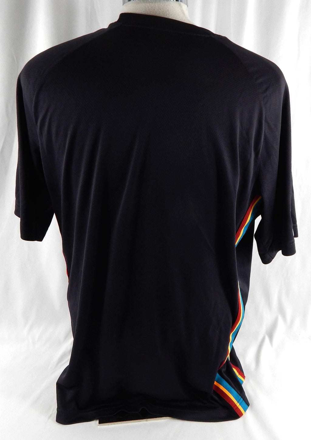 2025-26 Detroit Pistons Tobias Harris #12 Game Used Black Shooting Shirt City 3 Pic2