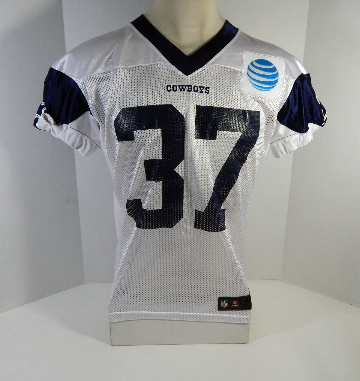 2018 Dallas Cowboys Donovan Wilson #37 Game Issued White Practice Jersey 5