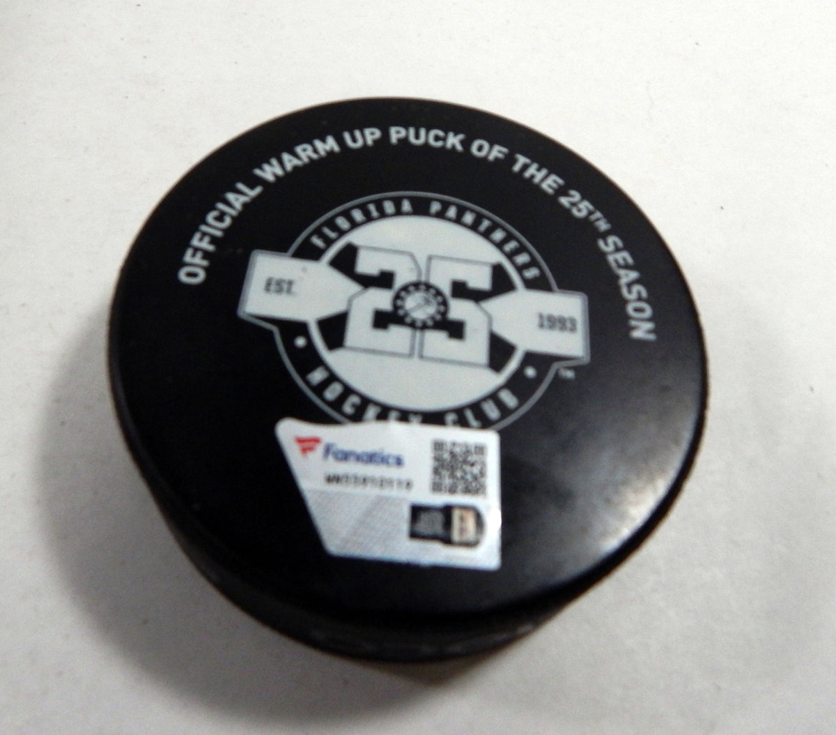 Florida Panthers Vs Arizona Coyotes Game Used Black Warm Up Puck DP61359 Pic2