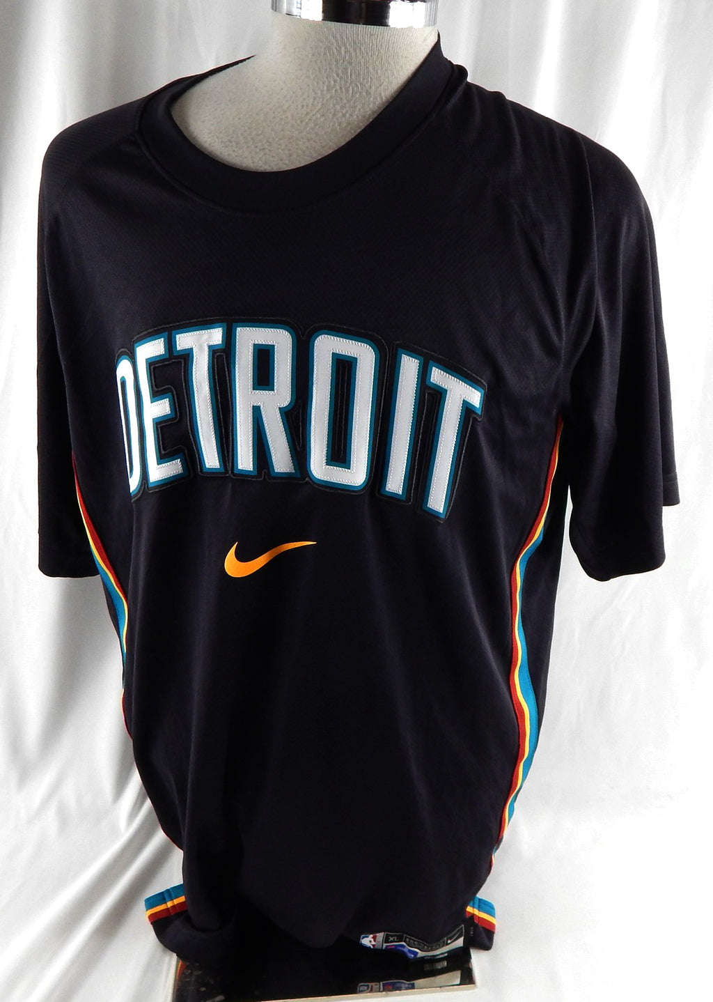 2025-26 Detroit Pistons Ausar Thompson #9 Game Used Black Shooting Shirt City 0