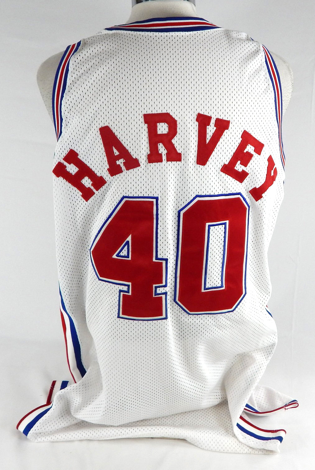 1995-96 Los Angeles Clippers Antonio Harvey #40 Game Used White Jersey 48 128 Pic2