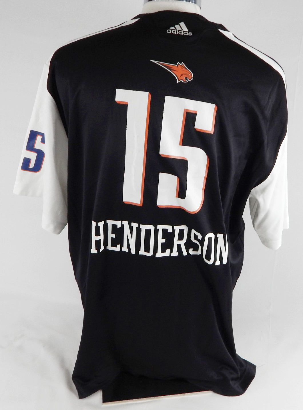 2010-11 Charlotte Bobcats Gerald Henderson #15 Game Used Black Shooting Shirt 9 Pic2