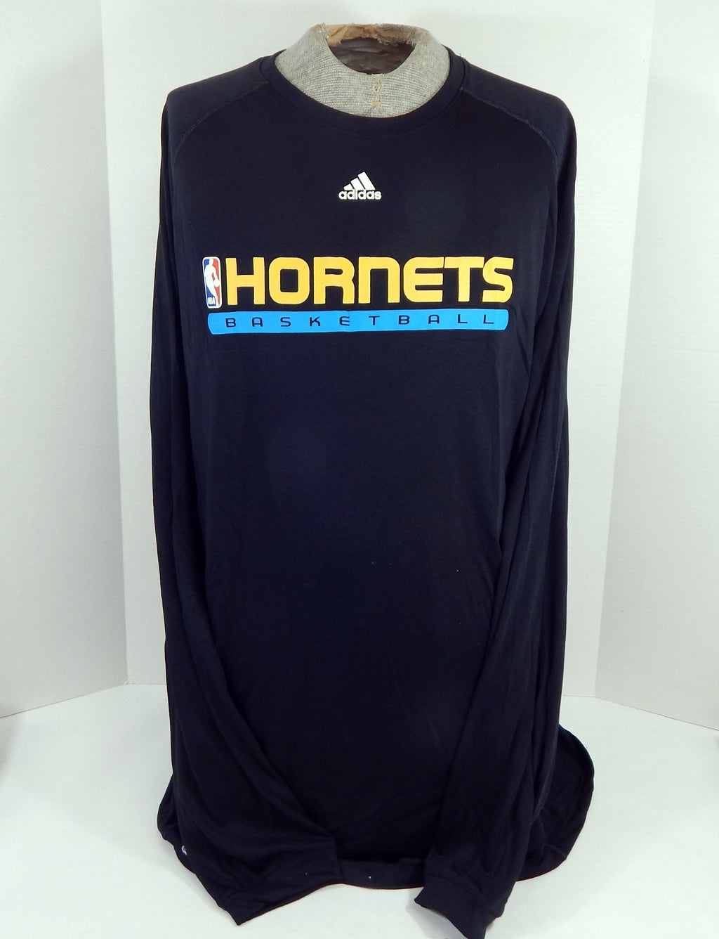 New Orleans Hornets TeamIssued Black Long Sleeve Training Shirt 3XL DP57343