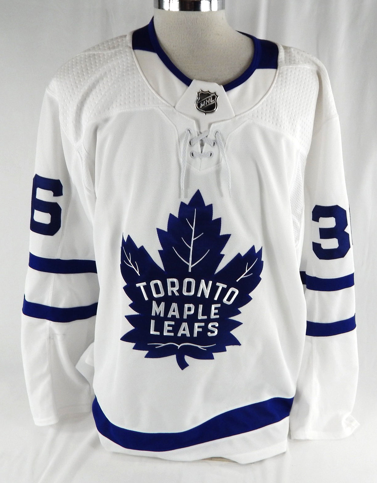 2017-18 Toronto Maple Leafs Josh Jooris #36 Game Used White Jersey 56 679