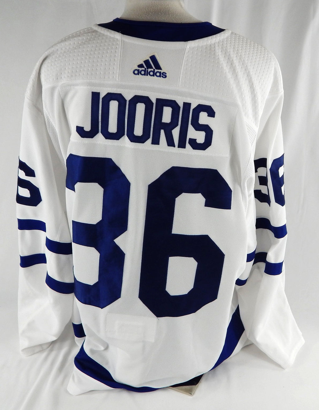 2017-18 Toronto Maple Leafs Josh Jooris #36 Game Used White Jersey 56 679 Pic2