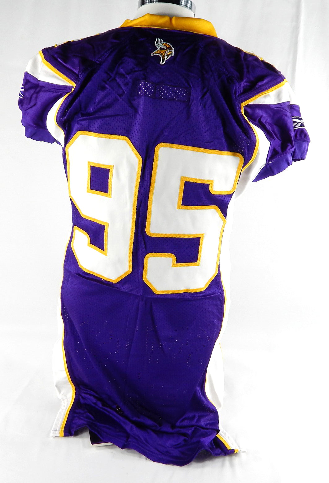 2006 Minnesota Vikings #95 Game Used Purple Jersey Name Plate Removed 48 870 Pic2
