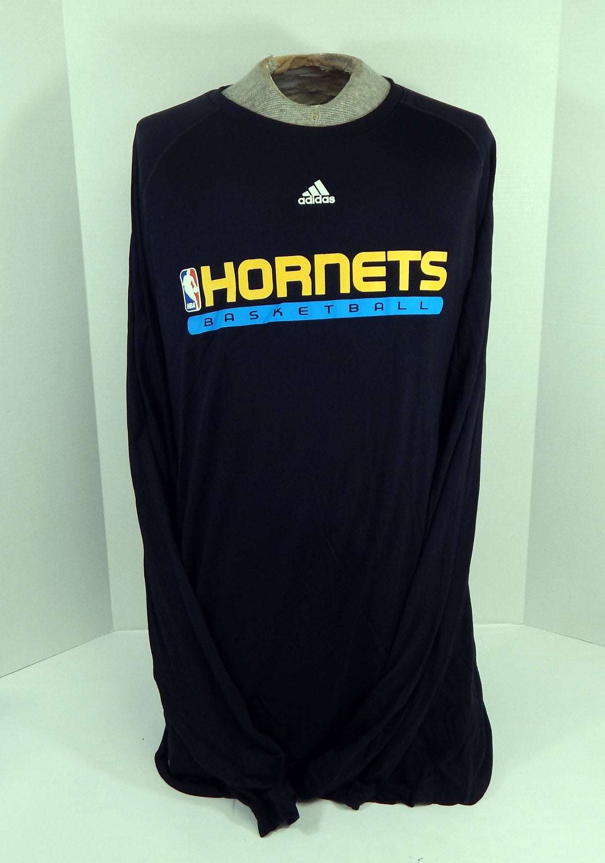 New Orleans Hornets TeamIssued Black Long Sleeve Training Shirt 3XL DP57368