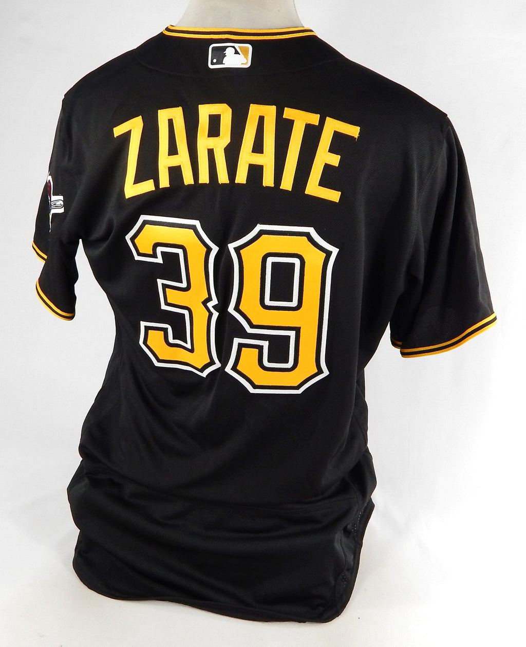 2016 Pittsburgh Pirates Robert Zarate #39 Game Issued Black Jersey 46 751