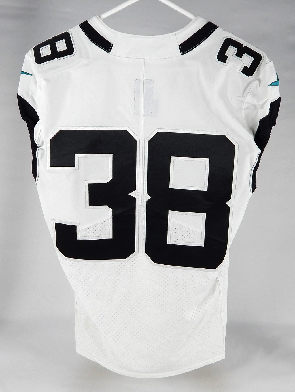 2022 Jacksonville Jaguars #38 Game Issued White Jersey Name Plate Removed 40 88 Pic2