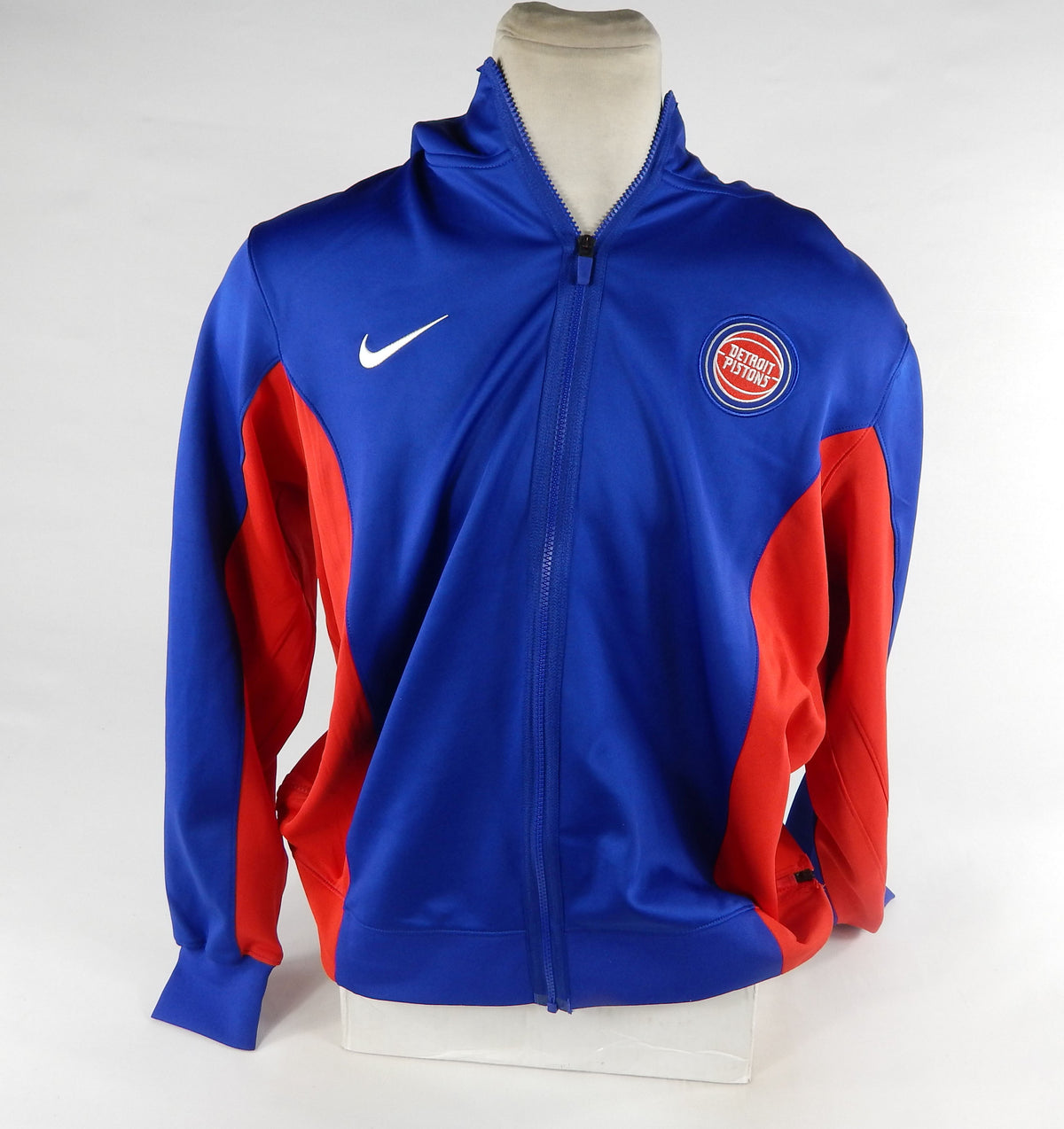 2023-24 Detroit Pistons Bojan Bogdanovic #44 Game Used Blue Warm Up Jacket XL 56