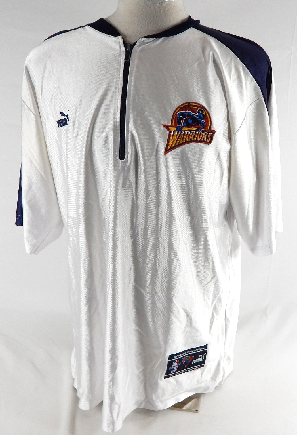 1999-00 Golden State Warriors Mookie Blaylock #10 Game Used White Shoot Shirt 4 Pic2