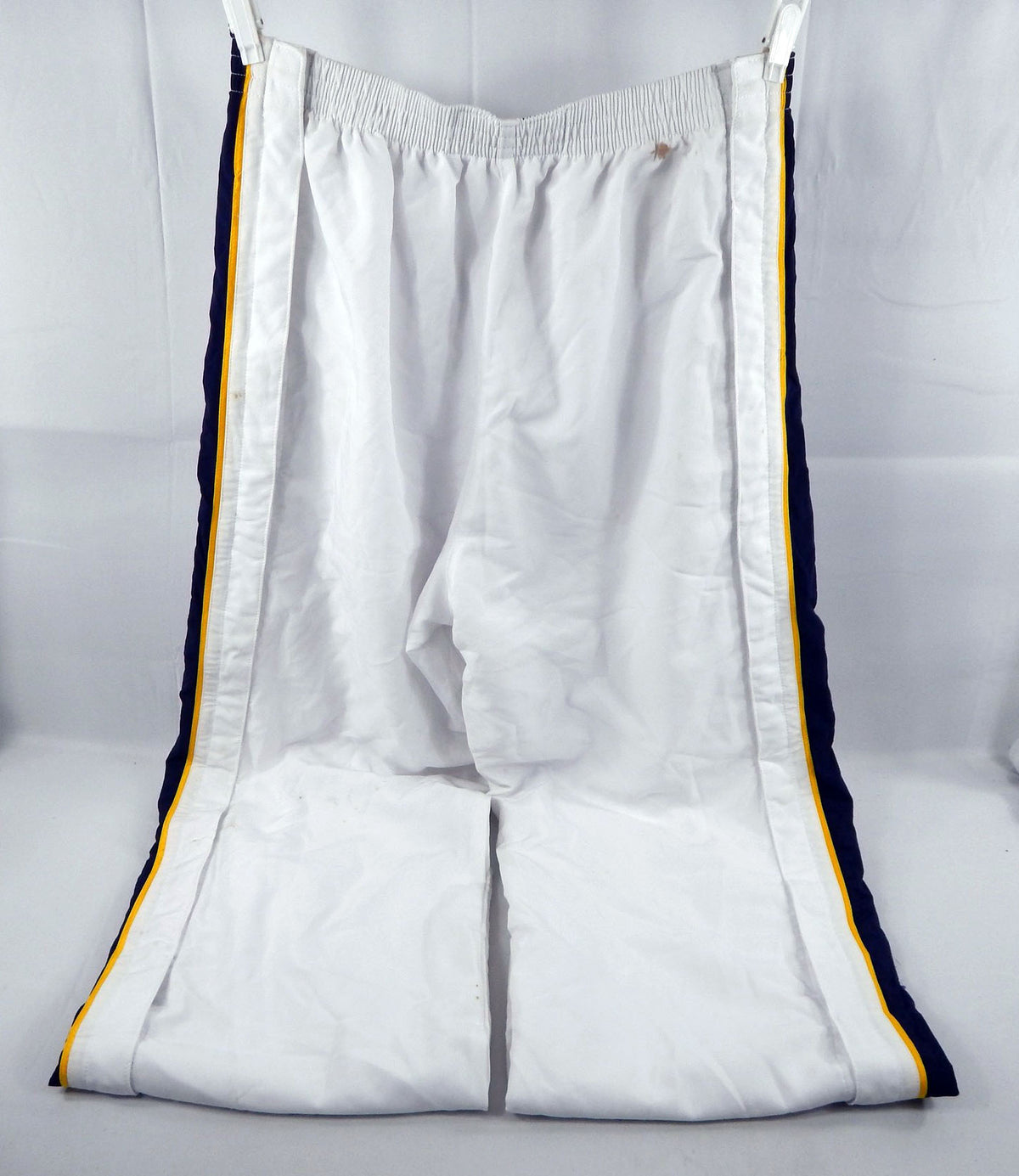 2001-06 Indiana Pacers Game Issued White Warm Up Pants 44 094 Pic2