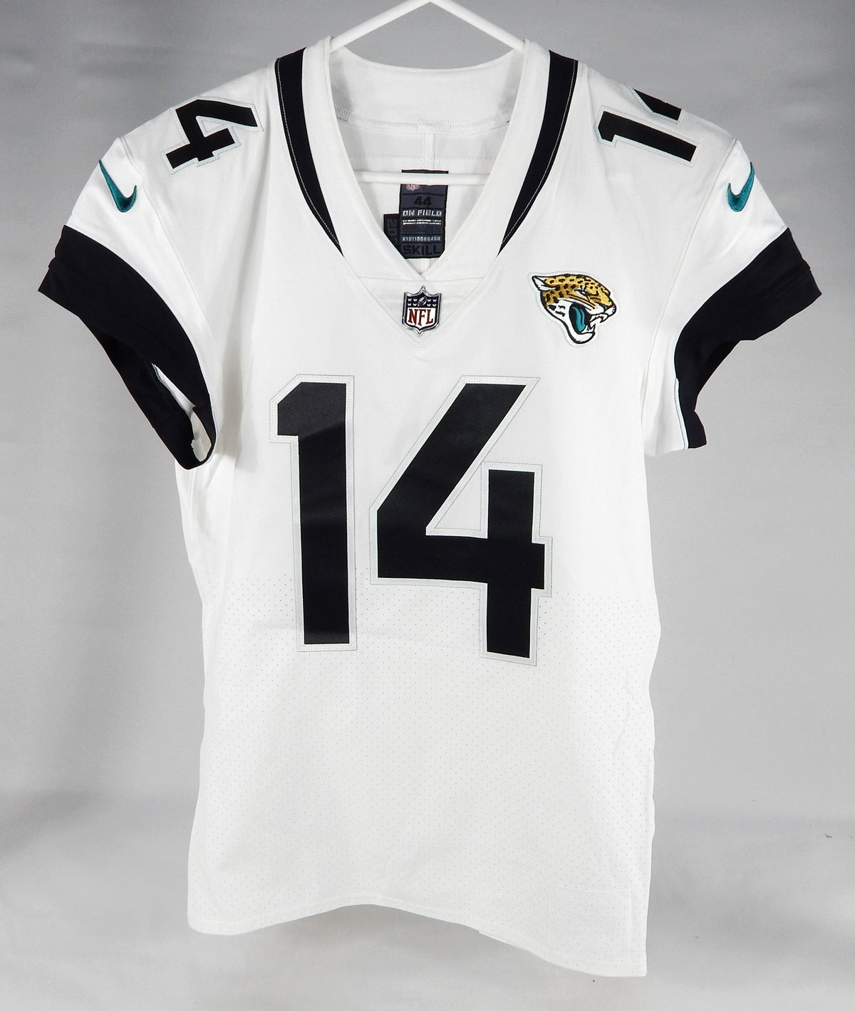 2020 Jacksonville Jaguars Kyle Lauletta #14 Game Issued White Jersey 44 916 Pic2