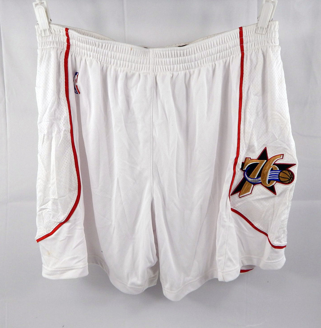 2006-09 Philadelphia 76ers Game Issued White Shorts 46 108