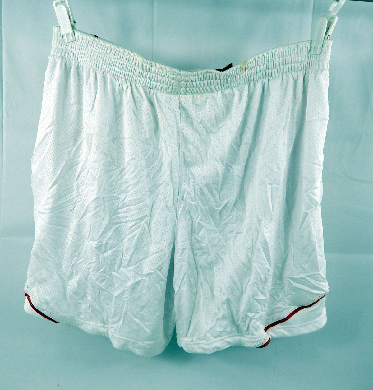 2006-09 Philadelphia 76ers Game Issued White Shorts 46 108 Pic2