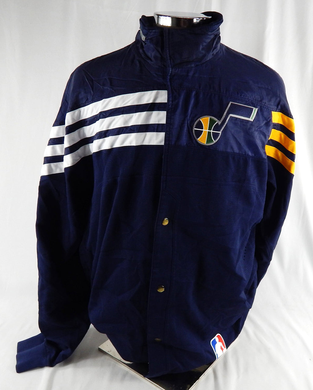 2011-12 Utah Jazz Alec Burks #10 Game Used Navy Warm Up Jacket XL 861