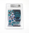2023 Panini Mosaic Montage Tyreek Hill #M-17 On Card Auto BAS COA