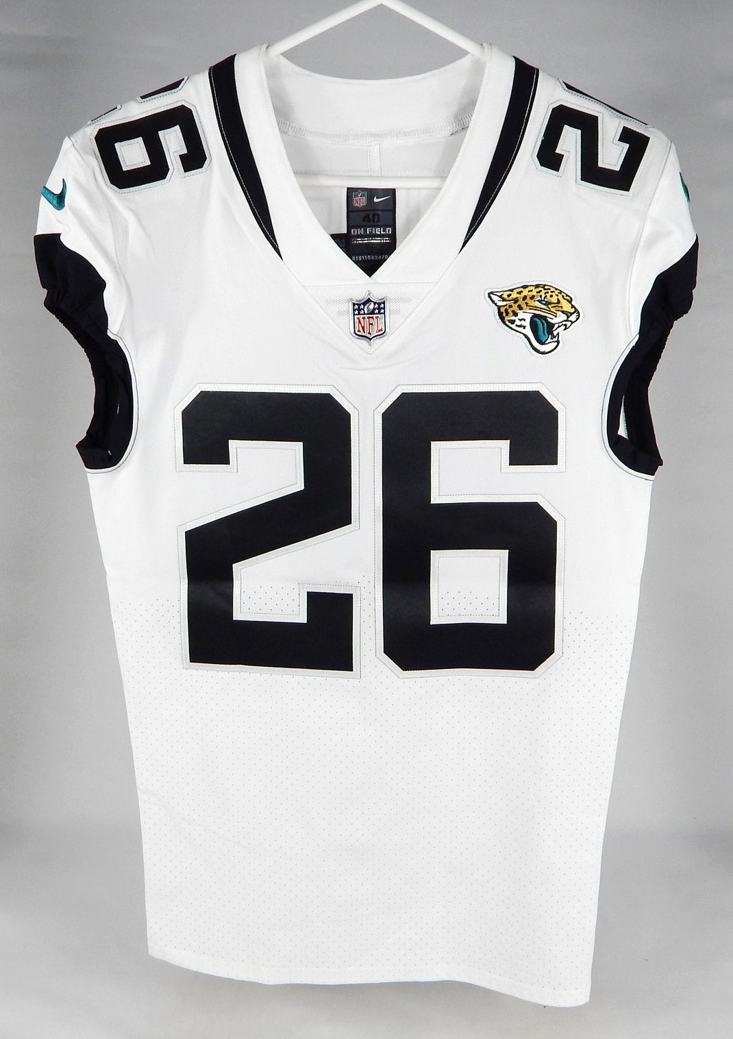 2022 Jacksonville Jaguars Shaquill Griffin #26 Game Issued White Jersey 40 7 Pic2