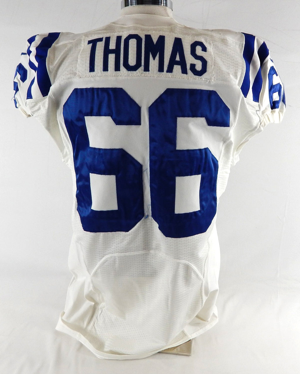 2013 Indianapolis Colts Donald Thomas #66 Game Issued  Used White Jersey 30 P 2 Pic2