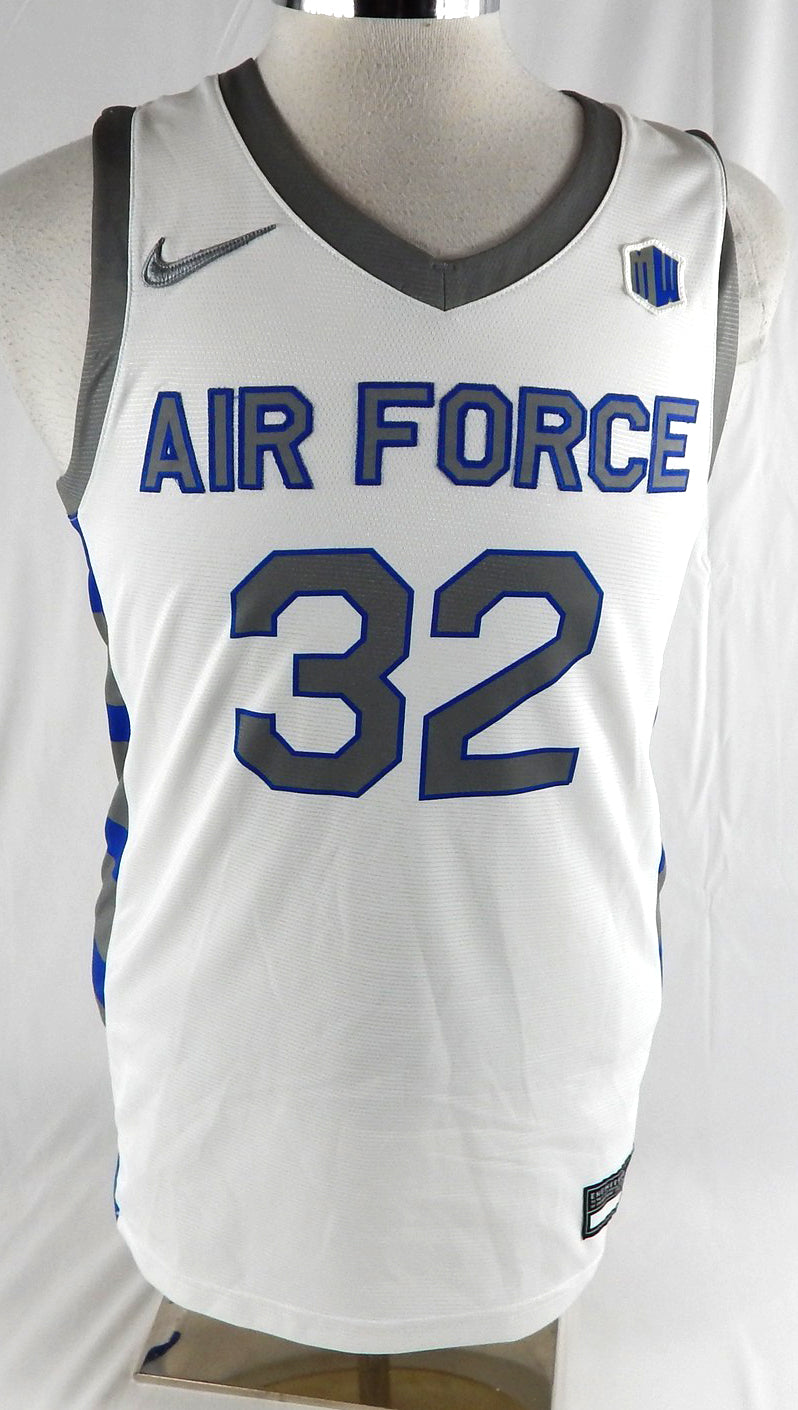 2022-23 Air Force Falcons #32 Game Used White Jersey Basketball M 265