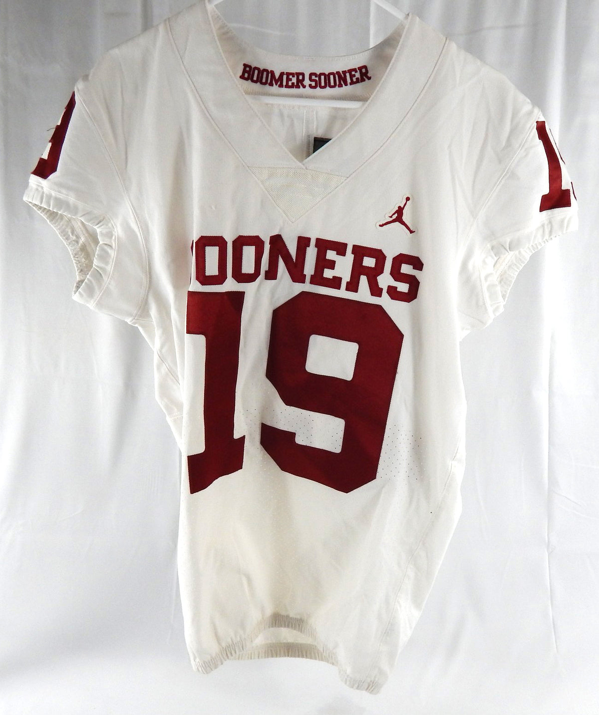 2019 Oklahoma Sooners #19 Game Used White Jersey Football NP Rem 40 160