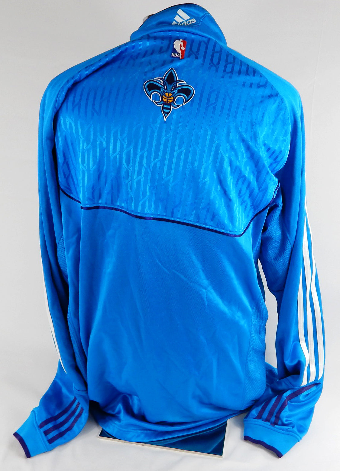 2010-11 New Orleans Pelicans #20 Game Used Blue Warm Up Jacket 2XL 719 Pic2