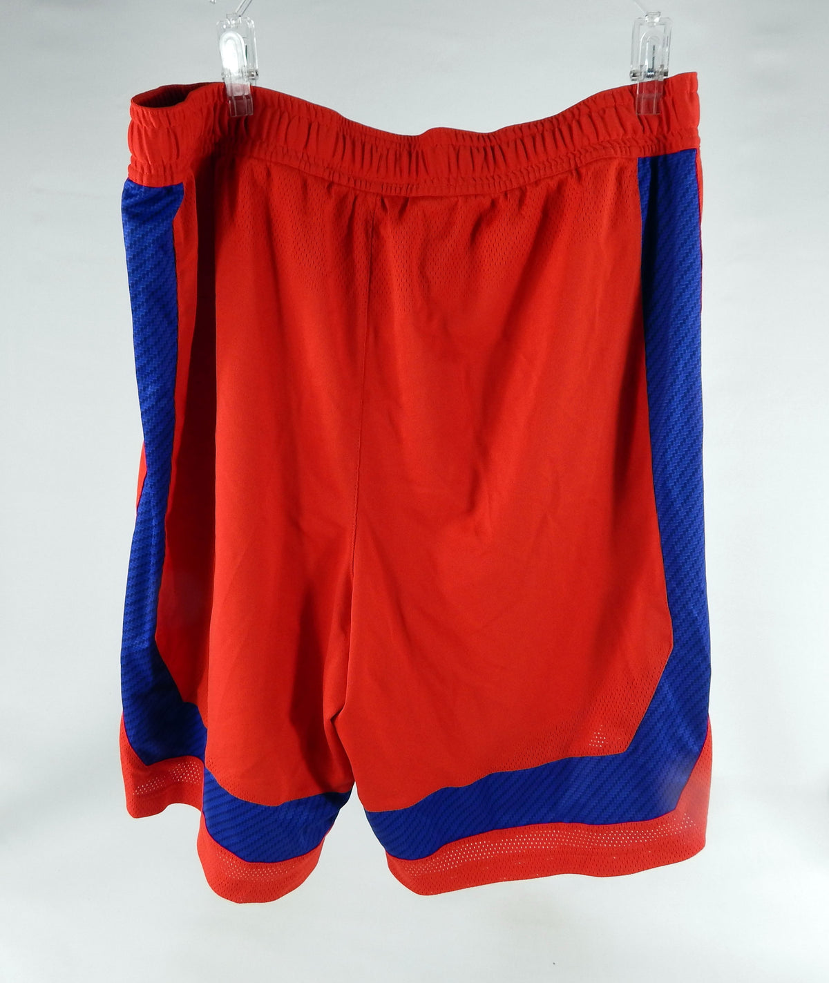 2019-20 Detroit Pistons Andre Drummond #0 Game Used Red Shorts City Ed 46+2 91 Pic2