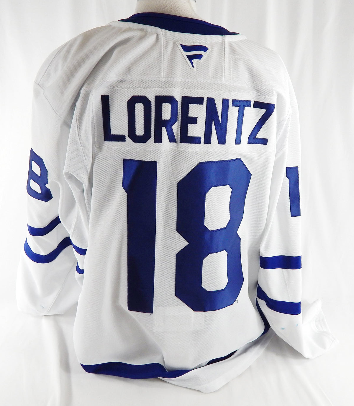 2024-25 Toronto Maple Leafs Steven Lorentz #18 Game Used White Jersey Set 1 58 2 Pic2