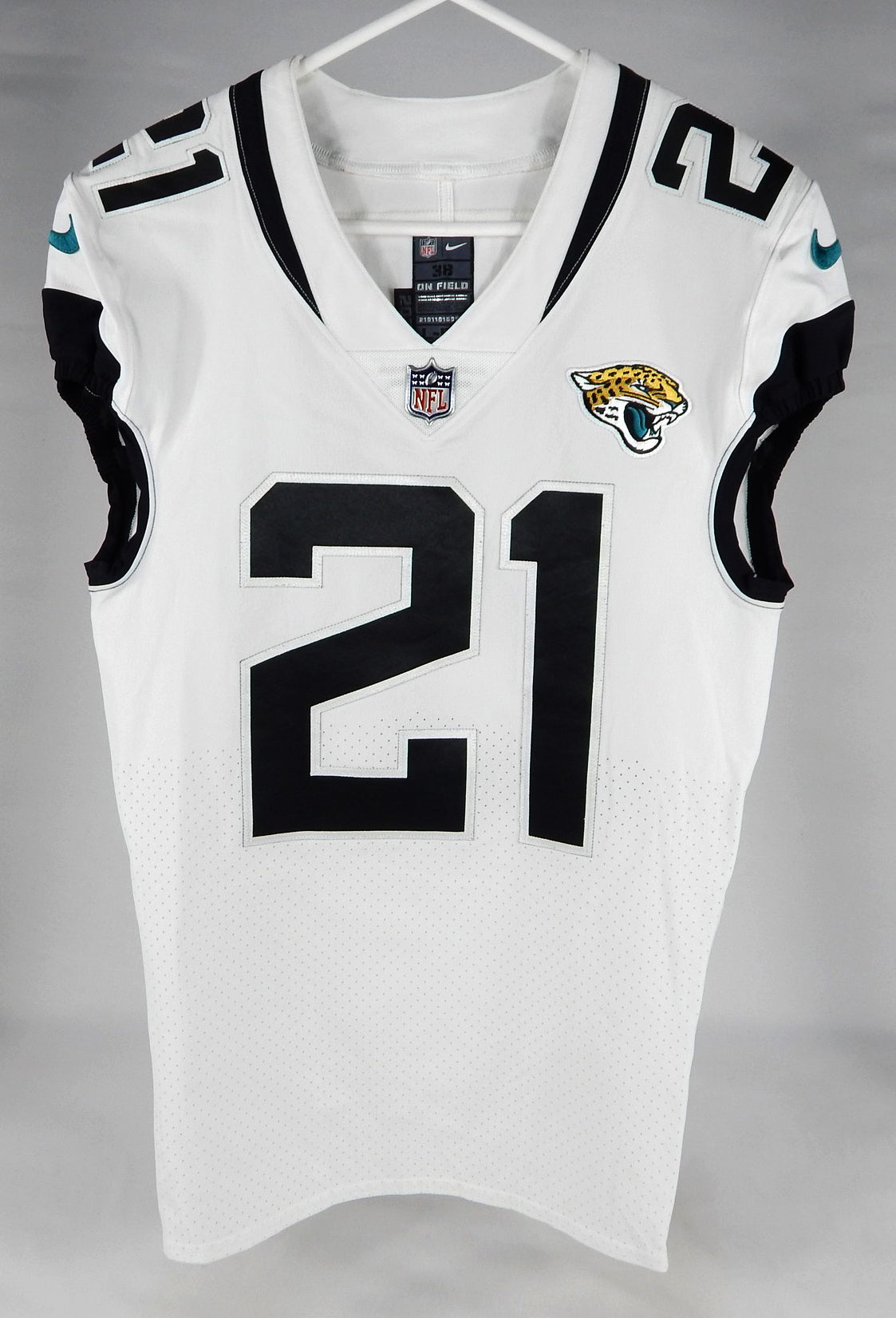 2022 Jacksonville Jaguars Deionte Thompson #21 Game Issued White Jersey 38 963 Pic2