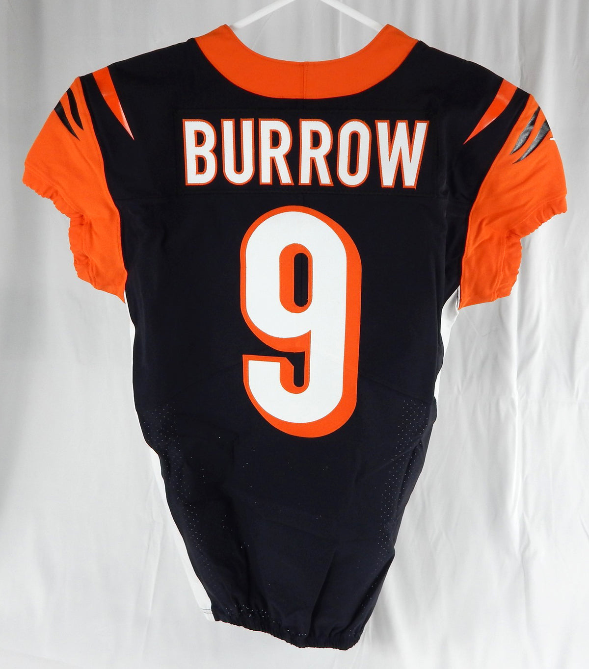 2017 Cincinnati Bengals Joe Burrow #9 Game Issued Black Jersey Captains Patch 4 Pic2
