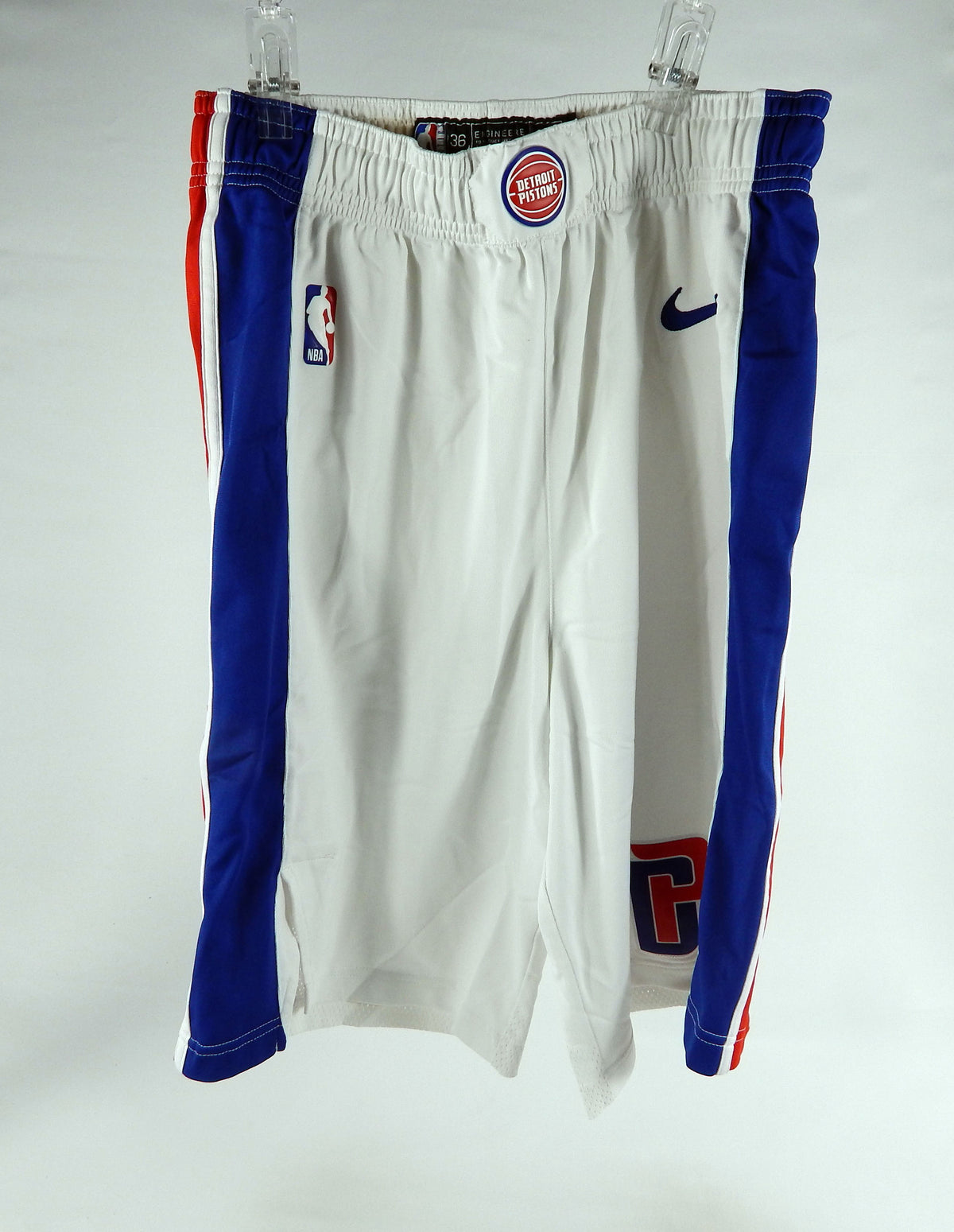 2018-19 Detroit Pistons Game Used White Shorts 36+2 DP71620