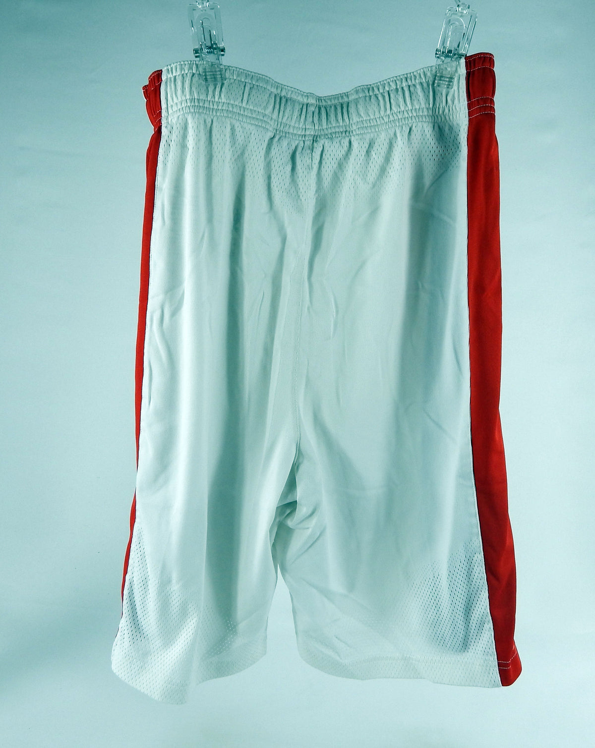 2018-19 Detroit Pistons Game Used White Shorts 36+2 DP71620 Pic2