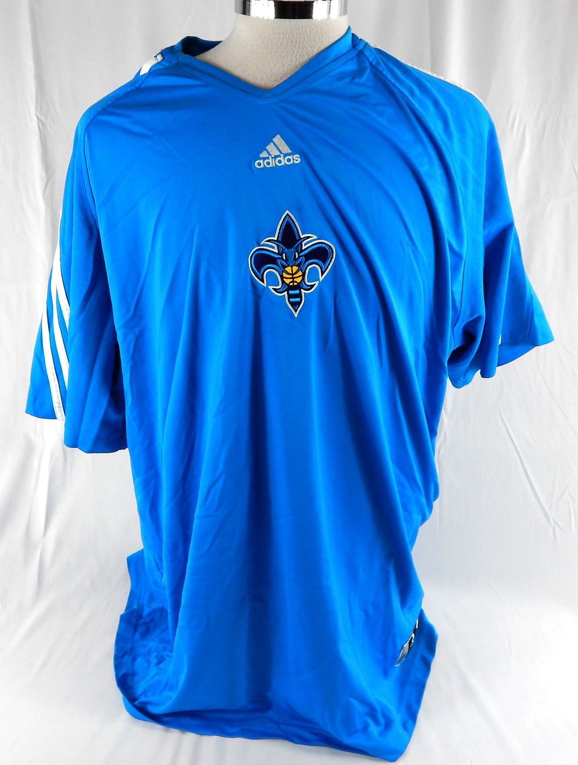 2009-10 New Orleans Hornets Julian Wright #32 Game Used Blue Shooting Shirt 2X 2