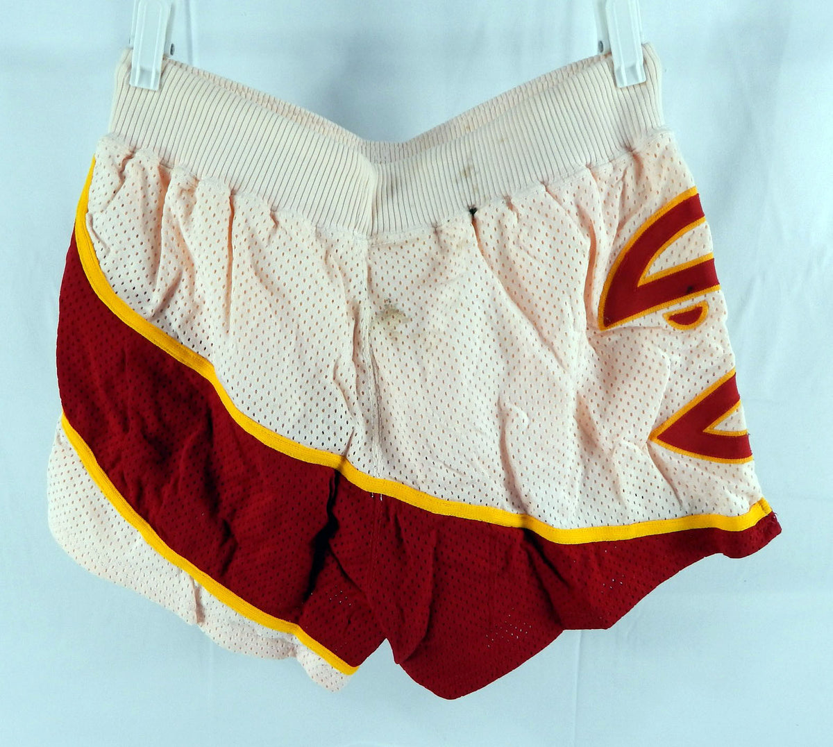 1987-88 Atlanta Hawks John Battle #12 Game Used White Shorts 34 968 Pic2