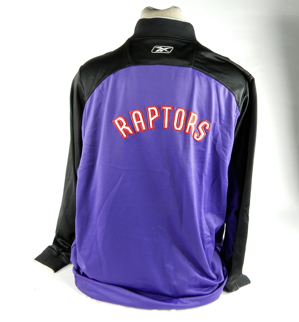 2004-05 Toronto Raptors #11 4 Game Used Black Warm Up Jacket 2XL DP70352 Pic2