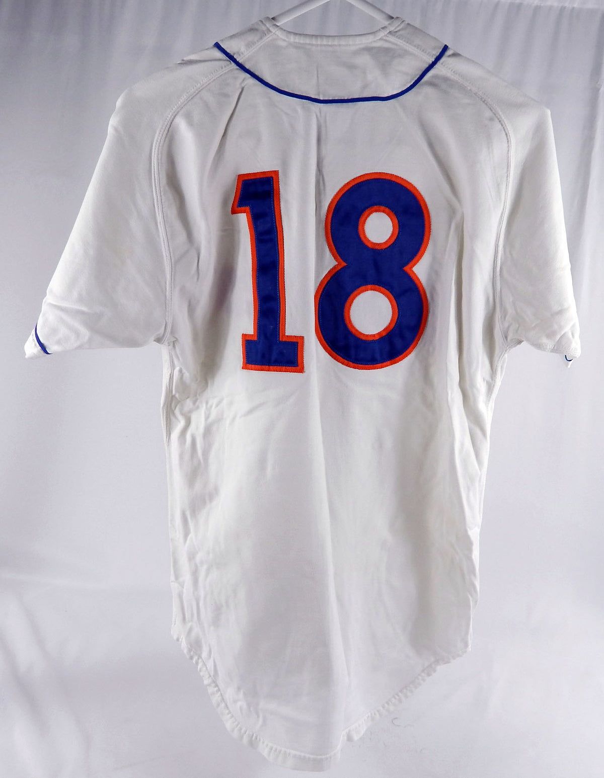 2000's Boise State Broncos #18 Game Used White Jersey Softball M 011 Pic2
